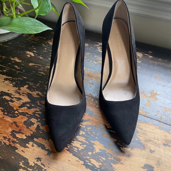 Size 9 Saks Fifth Avenue Pointed Toe Black Suede Stilettos - Picture 1 of 10